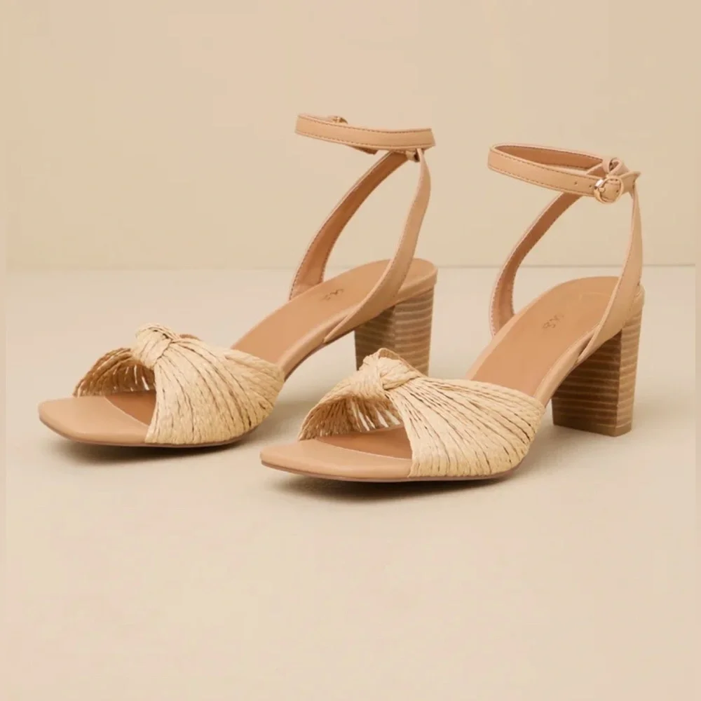 NEW LULUS Jaylea Raffia Sandals